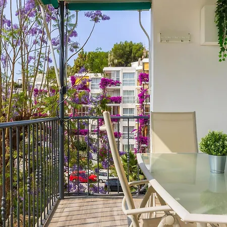 דירה With Terrace Near The Sea טורמולינוס